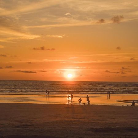 Alojamiento Frente Al Mar Playa La Barra บูเอนาเวนตูรา ภายนอก รูปภาพ